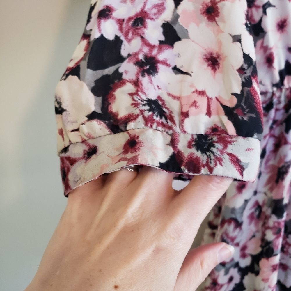 XHILARATION FLORAL FLOWY DRESS SIZE SMALL - Picture 3 of 4